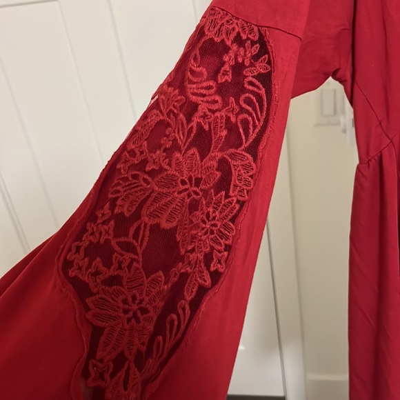 Red Torrid Baby Doll Bell Sleeves - Picture 3 of 8